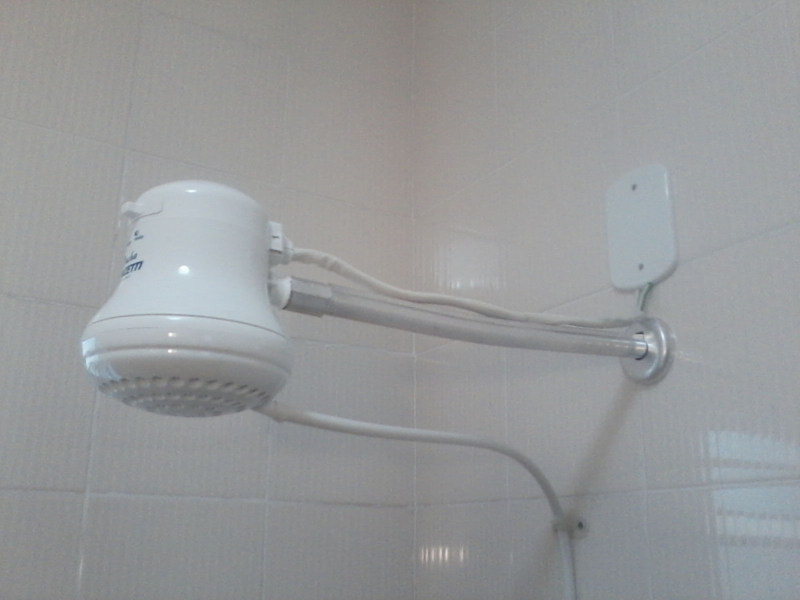 Chuveiro Elétrico em Palmas: Instalação, Manutenção e Segurança com Eletricista chuveiro eletrico 1