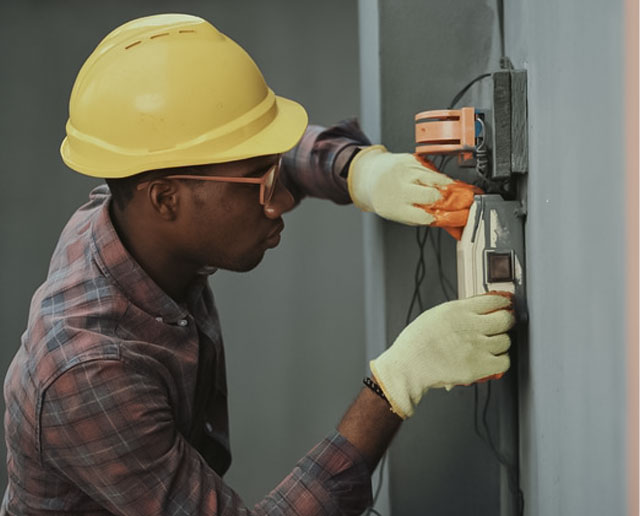 Chuveiro Elétrico em Palmas: Instalação, Manutenção e Segurança com Eletricista carlos silva